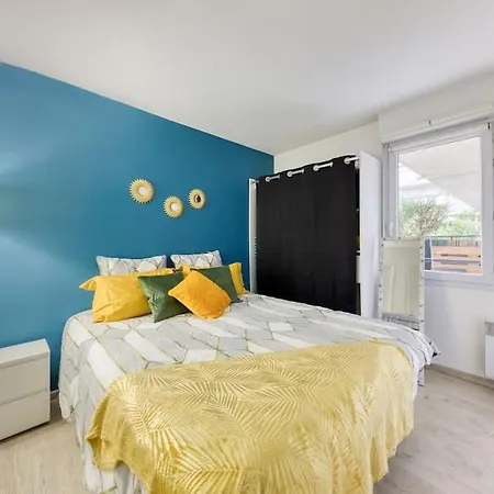 T2 Proche De * Noisy-le-Grand